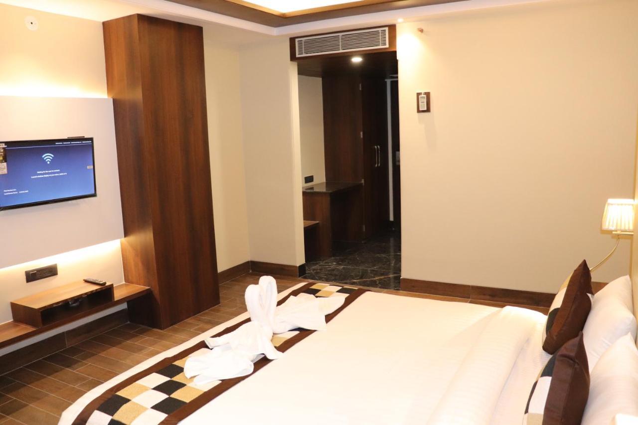 Hotel Grand Geeta Beāwar Zewnętrze zdjęcie