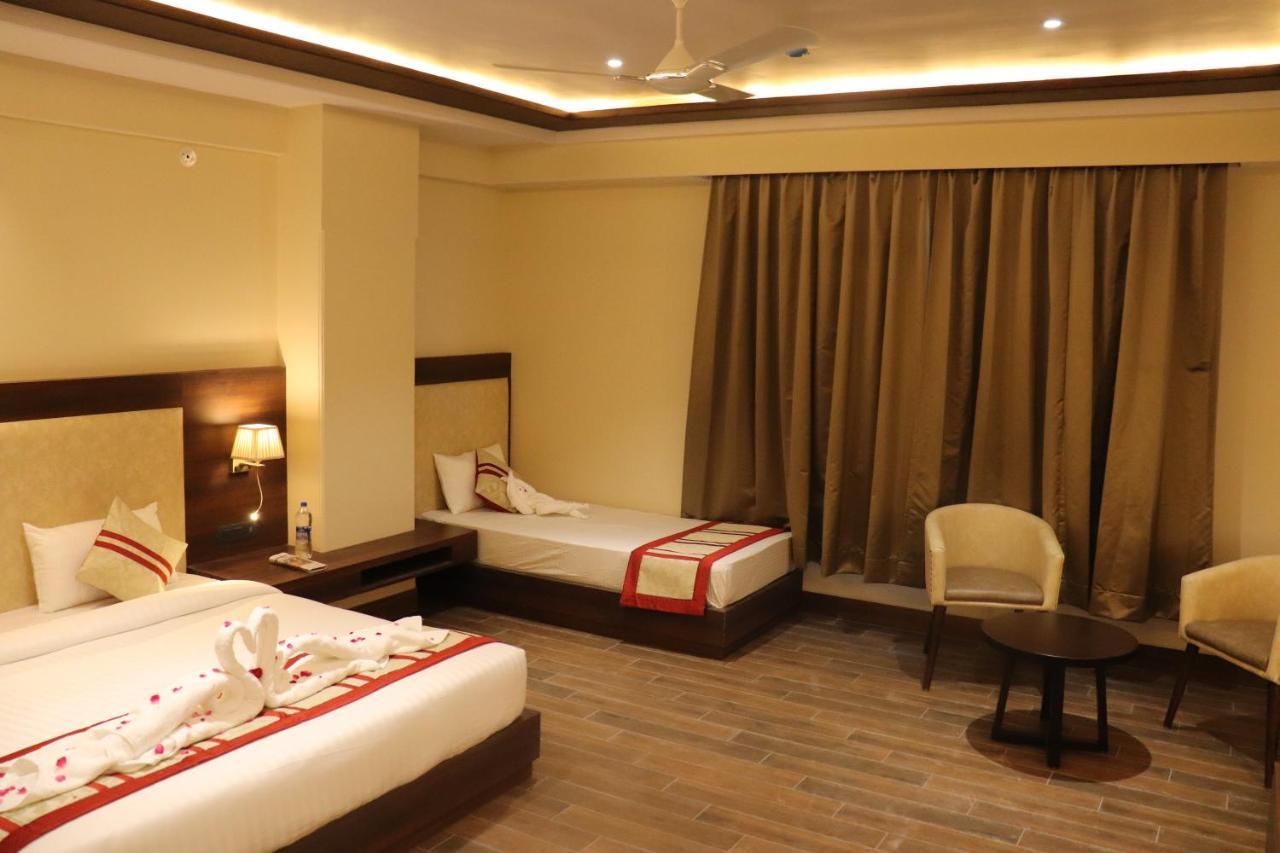 Hotel Grand Geeta Beāwar Zewnętrze zdjęcie
